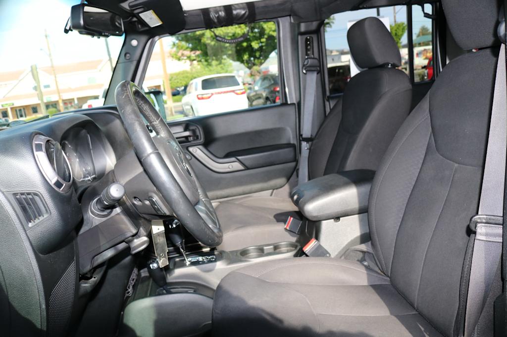 Thumbnail: 2018 Jeep Wrangler - 9