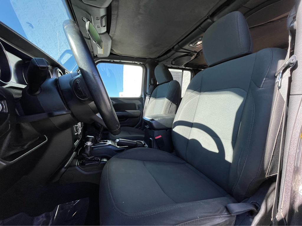 Thumbnail: 2018 Jeep Wrangler - 10