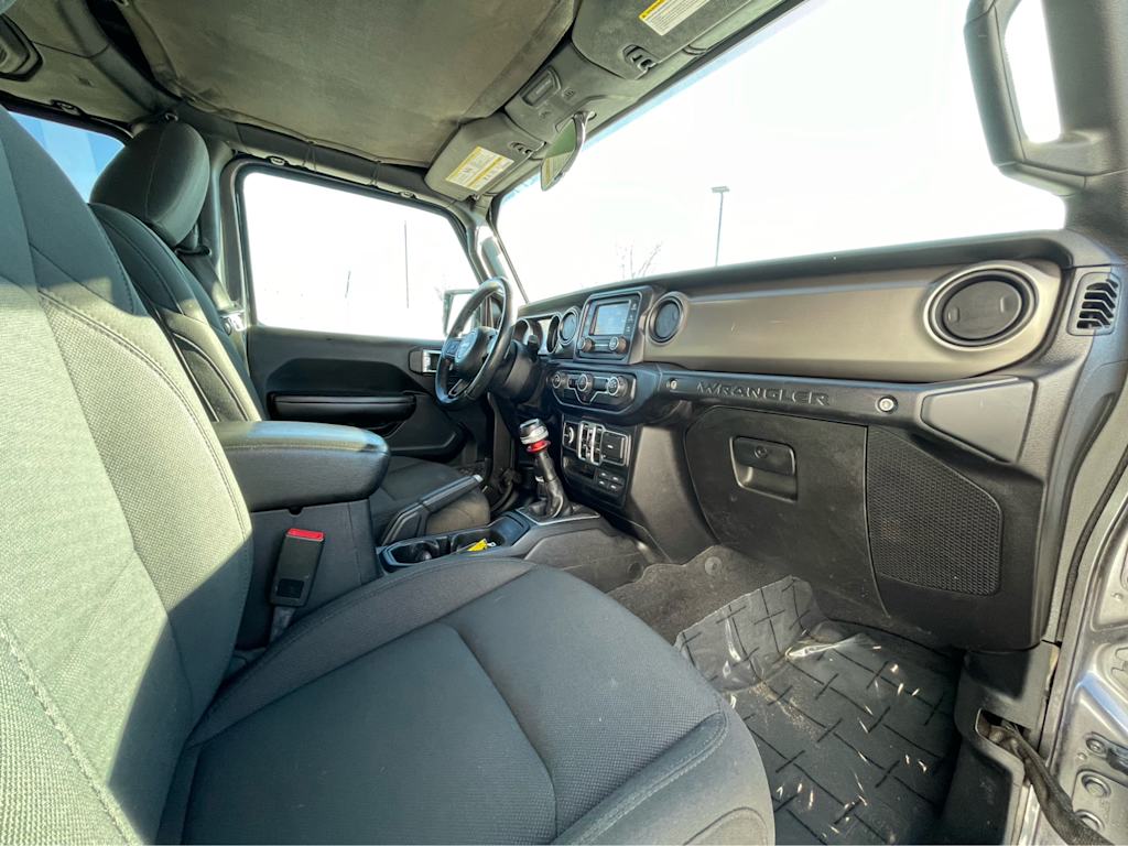 Thumbnail: 2018 Jeep Wrangler - 12