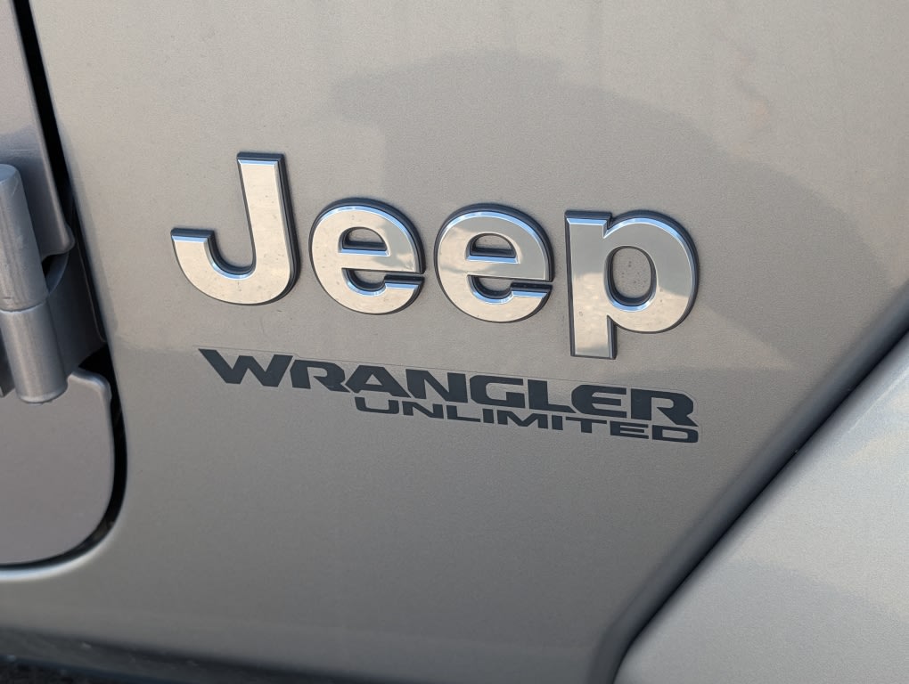 Thumbnail: 2018 Jeep Wrangler - 13