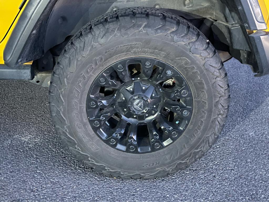 Thumbnail: 2019 Jeep Wrangler - 6