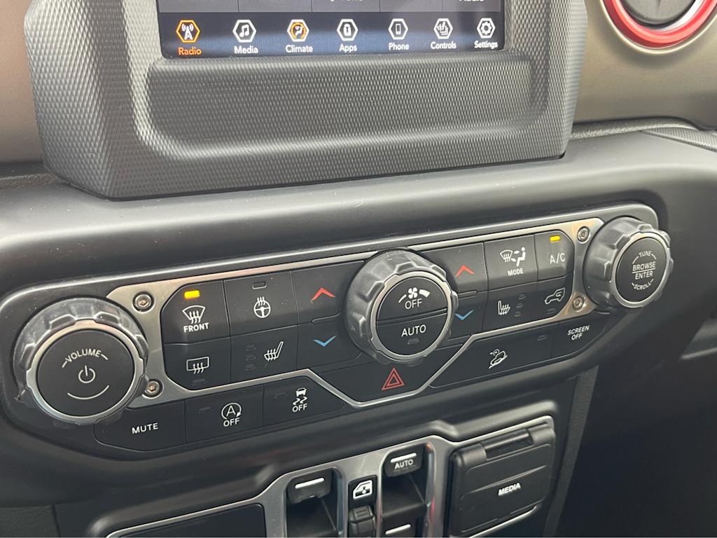 Thumbnail: 2019 Jeep Wrangler - 20