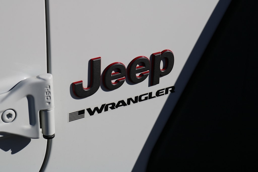 Thumbnail: 2023 Jeep Wrangler - 19