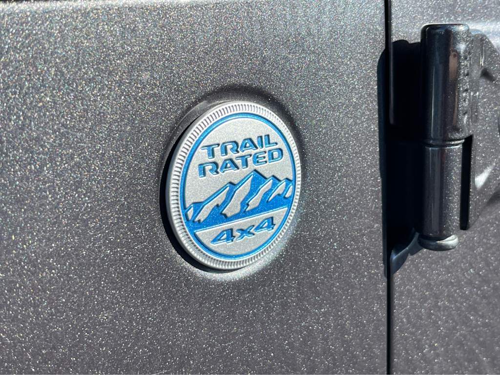 Thumbnail: 2021 Jeep Wrangler - 6