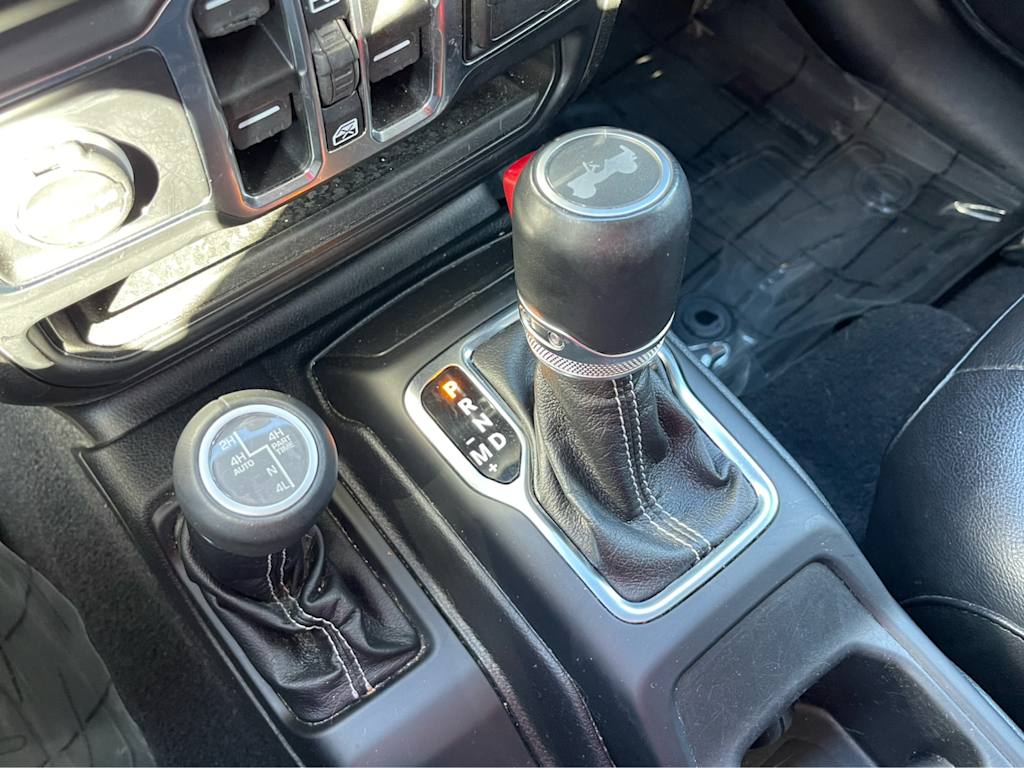 Thumbnail: 2021 Jeep Wrangler - 15