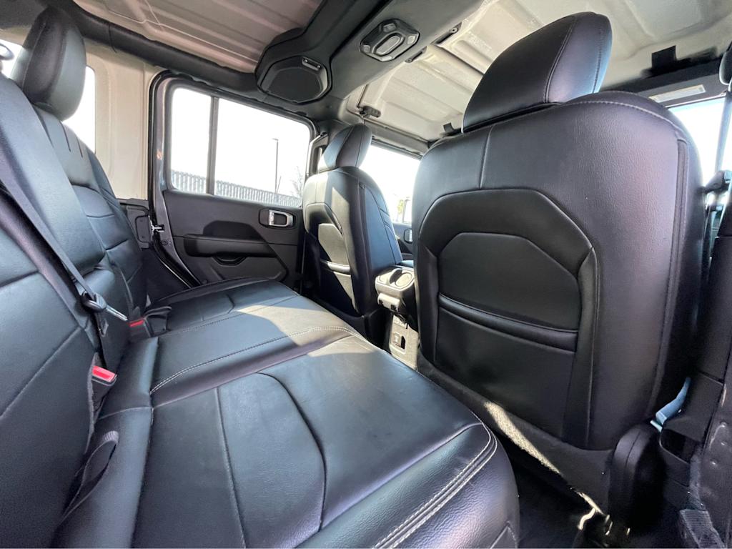 Thumbnail: 2021 Jeep Wrangler - 28