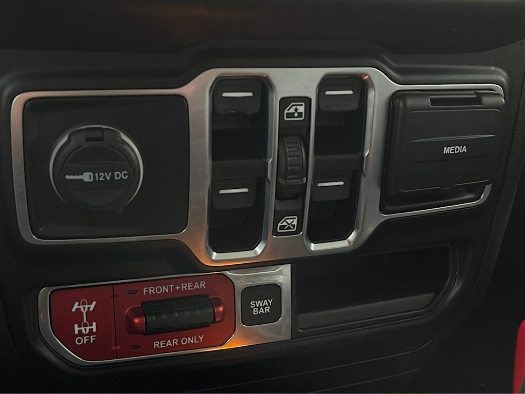 2022 Jeep Wrangler Rubicon 4xe 23