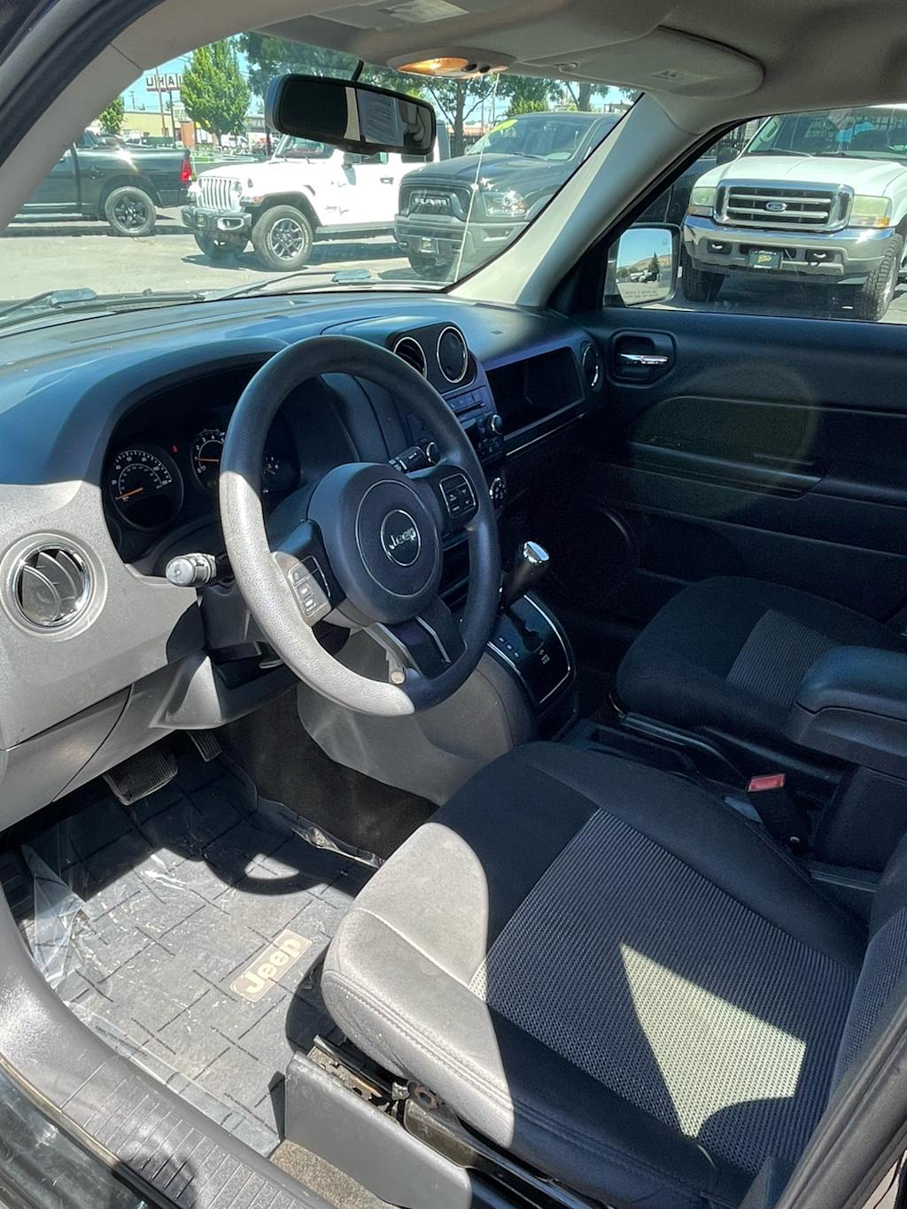 Thumbnail: 2014 Jeep Patriot - 2