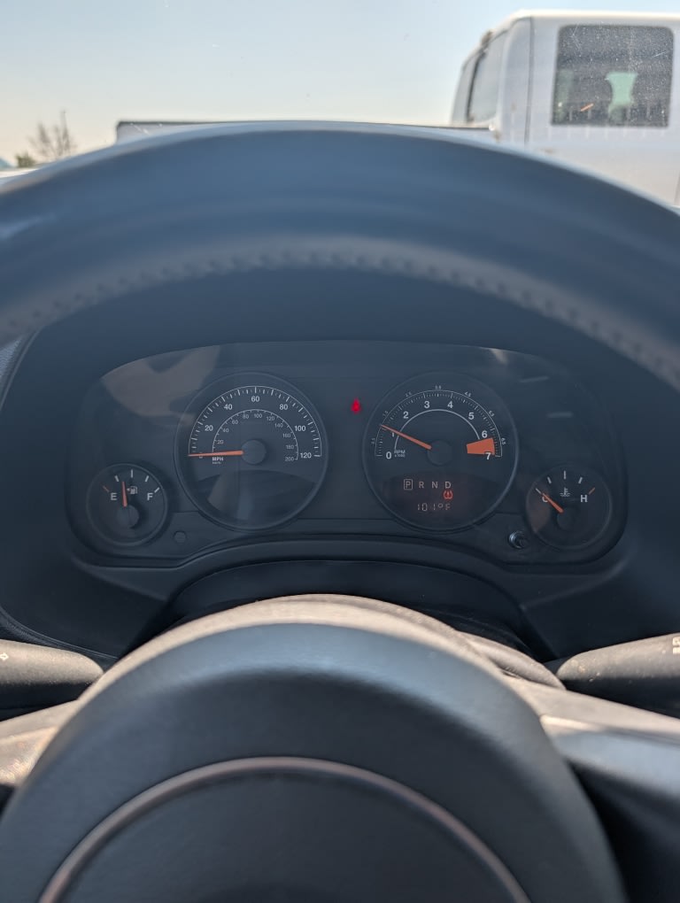 Thumbnail: 2015 Jeep Patriot - 20