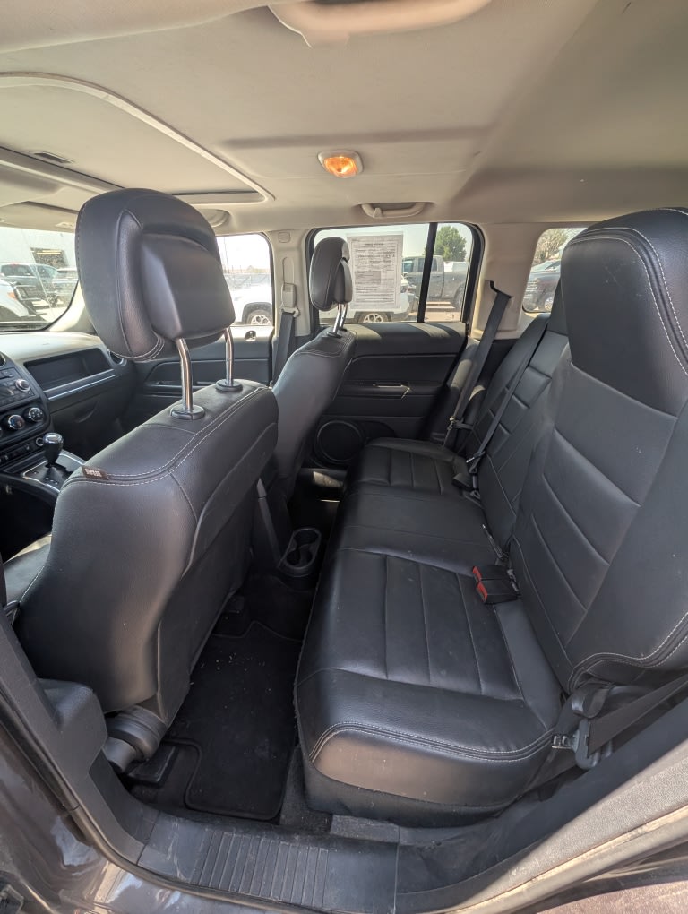 Thumbnail: 2015 Jeep Patriot - 27