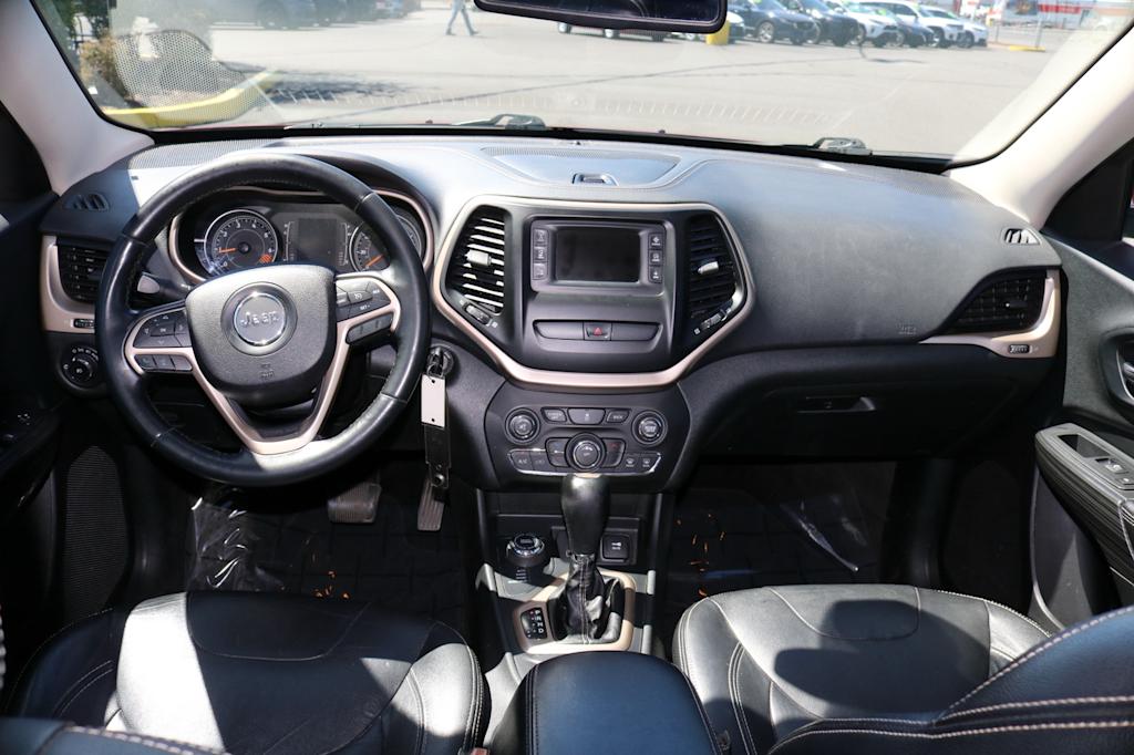 Thumbnail: 2015 Jeep Cherokee - 6