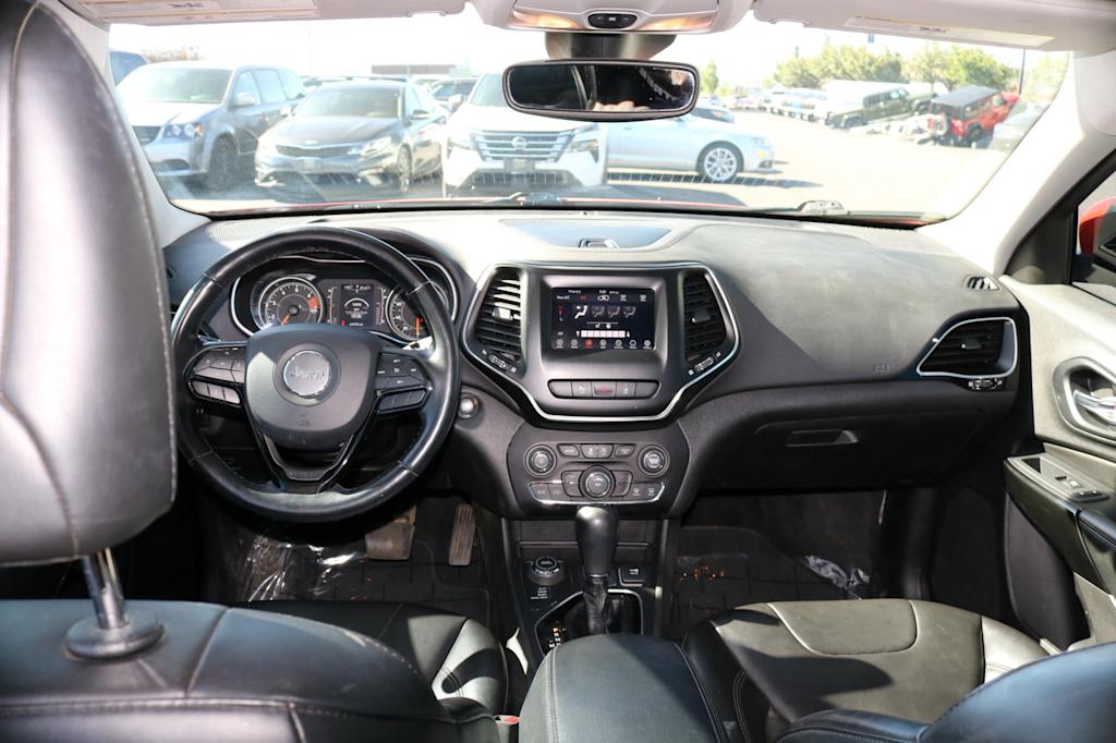 Thumbnail: 2021 Jeep Cherokee - 6
