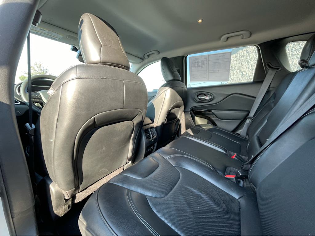 Thumbnail: 2023 Jeep Cherokee - 11