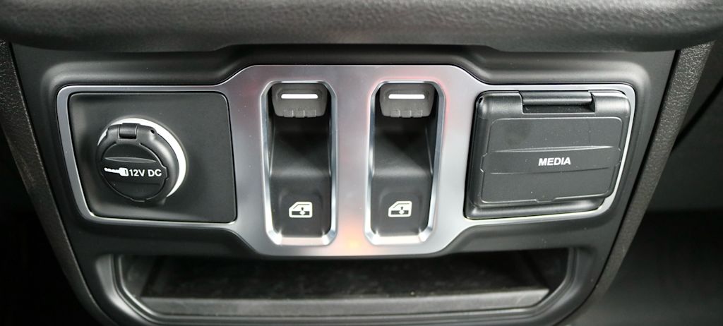 Thumbnail: 2026 Jeep Wrangler - 22
