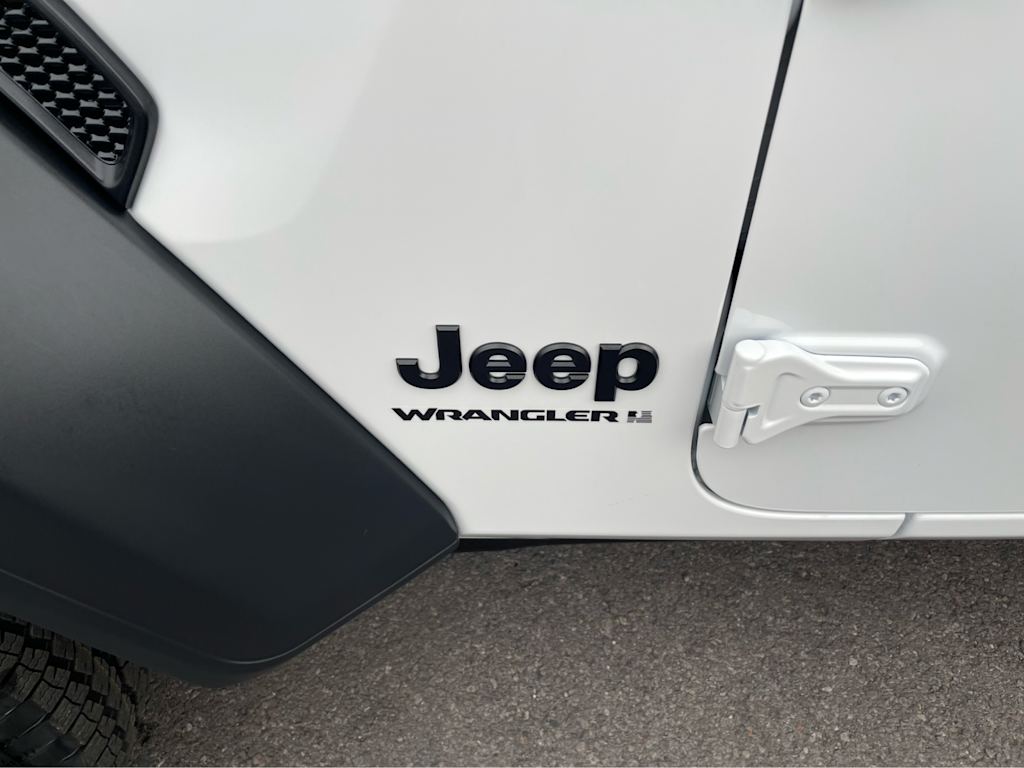 Thumbnail: 2026 Jeep Wrangler - 6