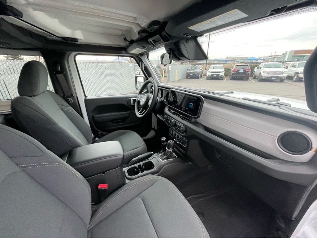Thumbnail: 2026 Jeep Wrangler - 27
