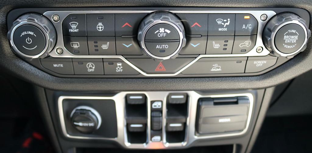 Thumbnail: 2026 Jeep Wrangler - 21