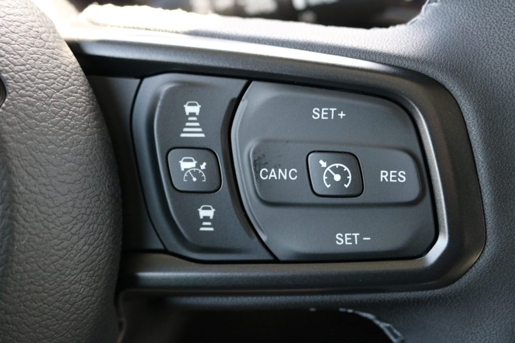 Thumbnail: 2026 Jeep Wrangler - 23