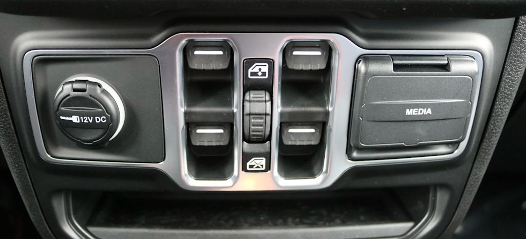 Thumbnail: 2026 Jeep Wrangler - 22