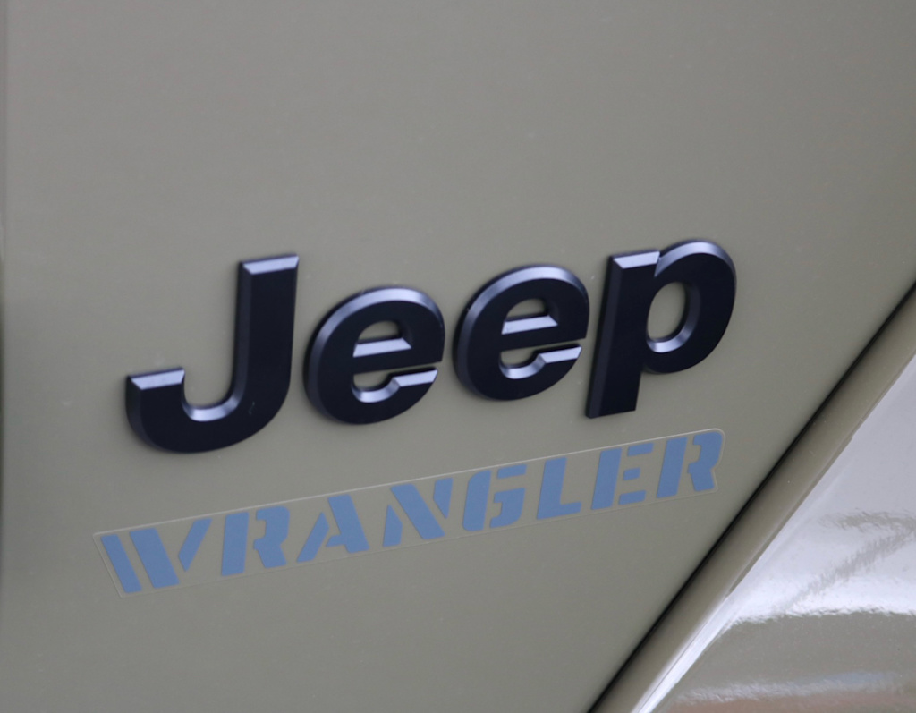 Thumbnail: 2026 Jeep Wrangler - 5