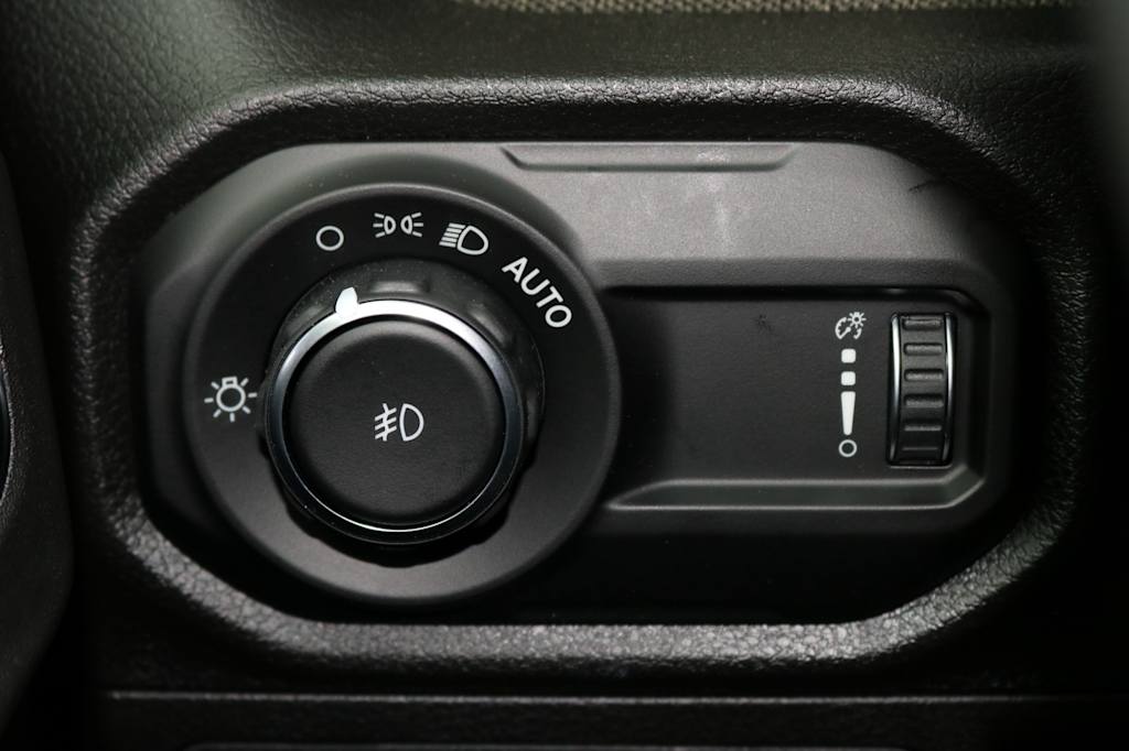 Thumbnail: 2026 Jeep Wrangler - 27