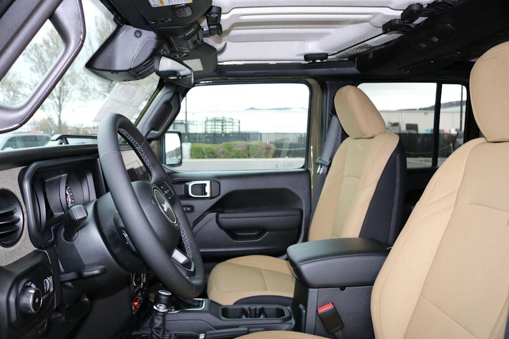 Thumbnail: 2026 Jeep Wrangler - 9