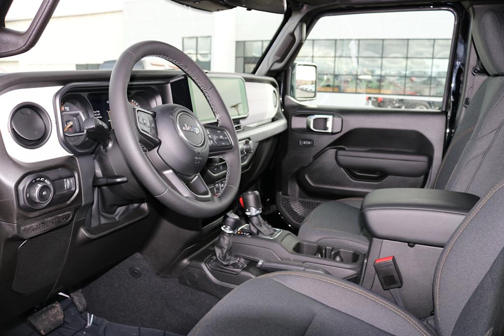 Thumbnail: 2026 Jeep Wrangler - 2
