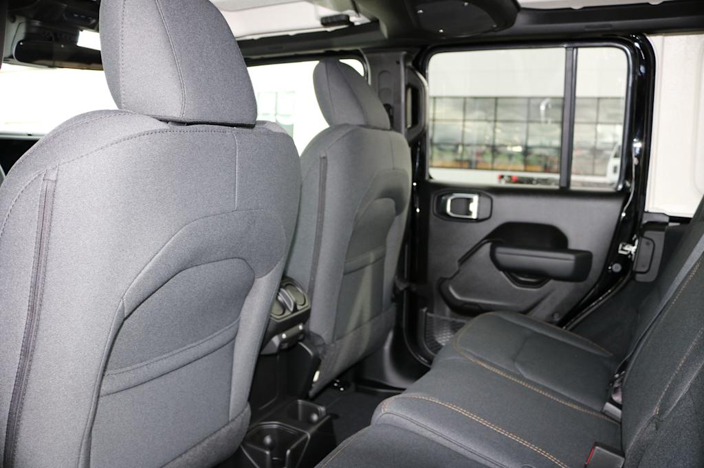 Thumbnail: 2026 Jeep Wrangler - 27