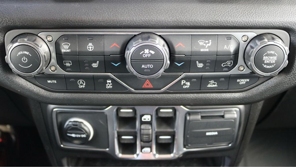 Thumbnail: 2026 Jeep Wrangler - 20