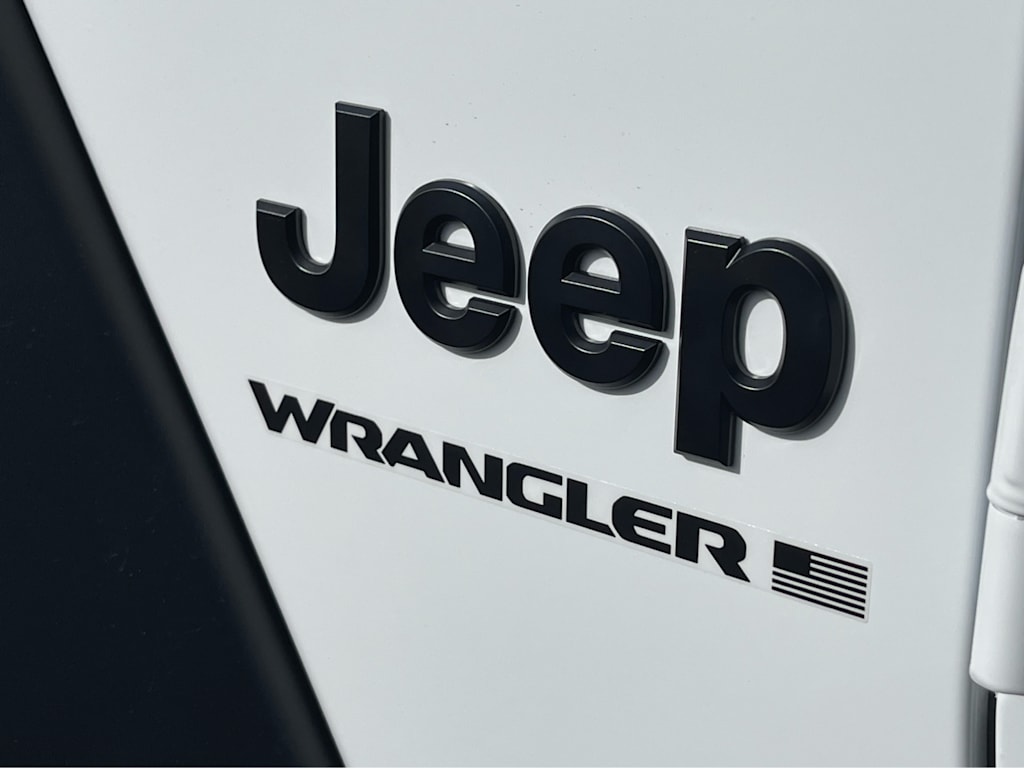 Thumbnail: 2026 Jeep Wrangler - 6