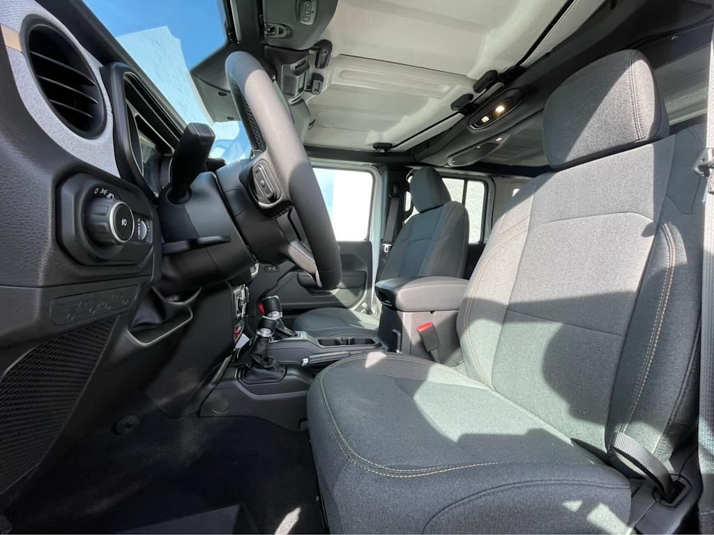 Thumbnail: 2026 Jeep Wrangler - 9