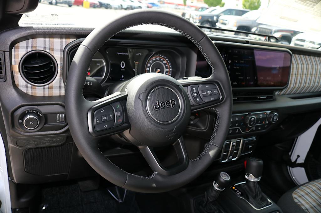Thumbnail: 2026 Jeep Wrangler - 8