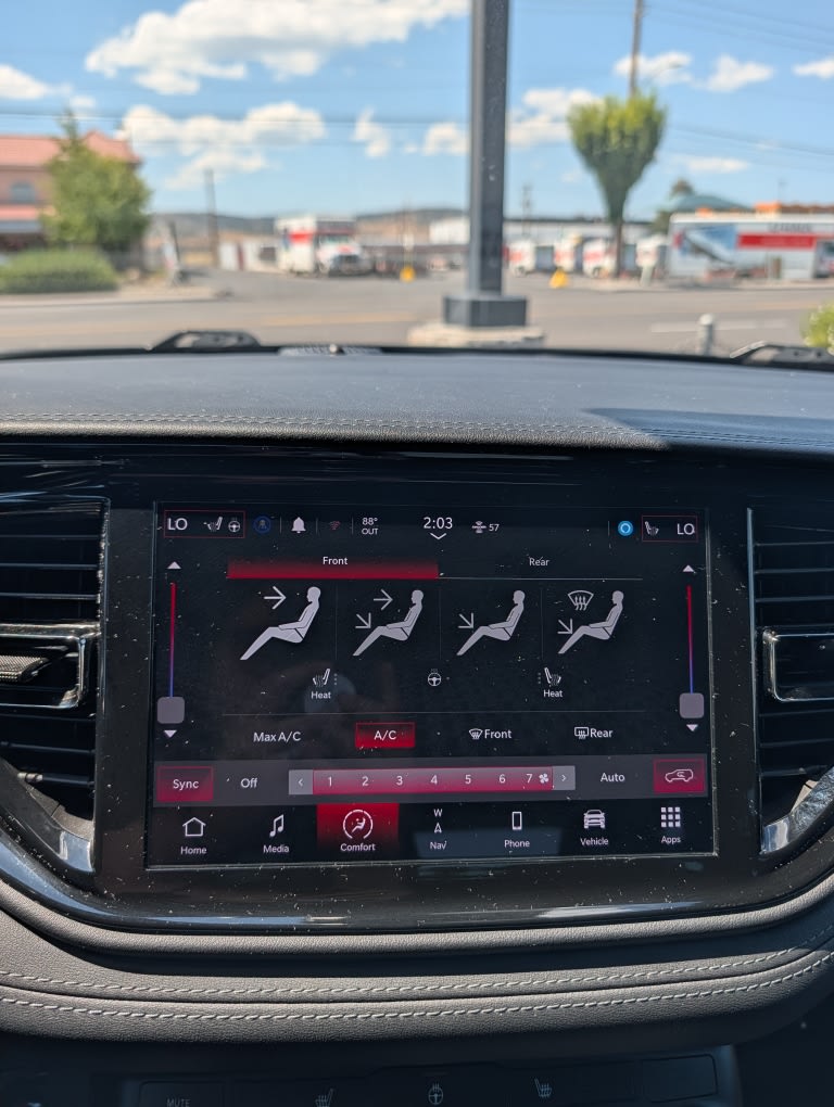 Thumbnail: 2022 Dodge Durango - 13