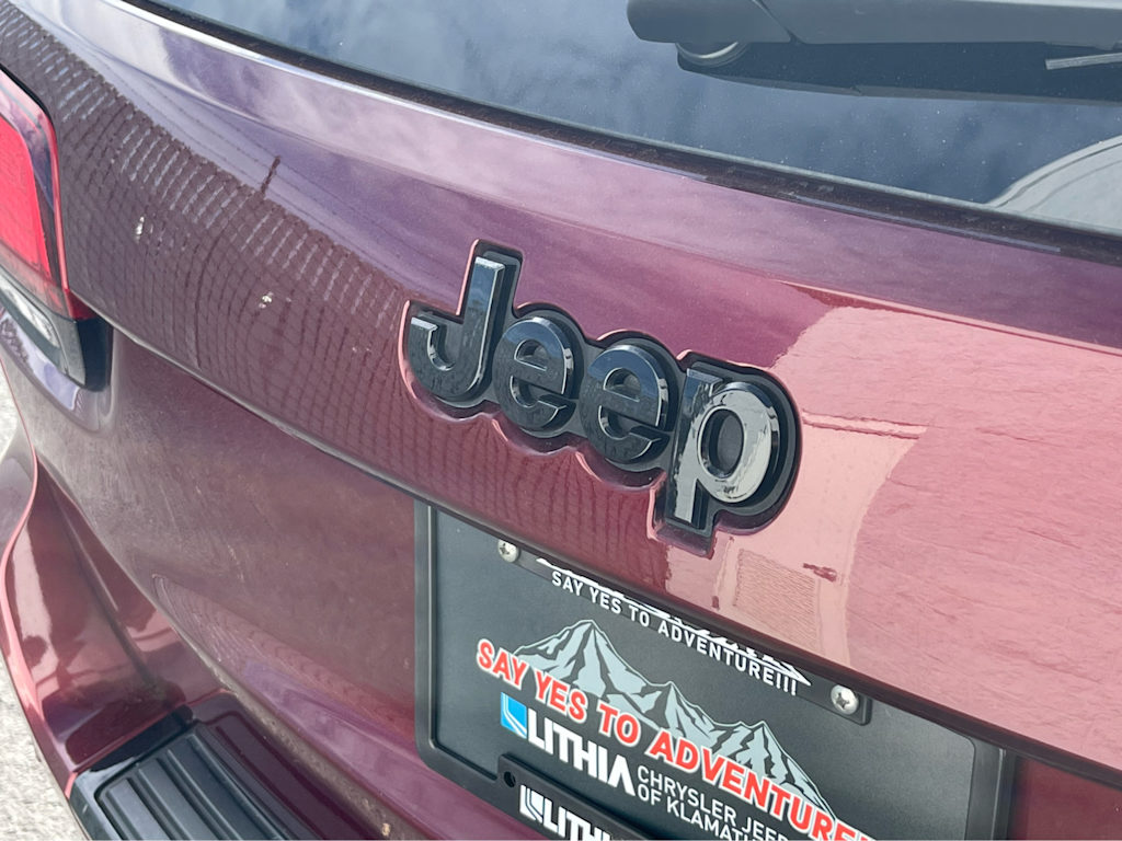 Thumbnail: 2016 Jeep Grand Cherokee - 6