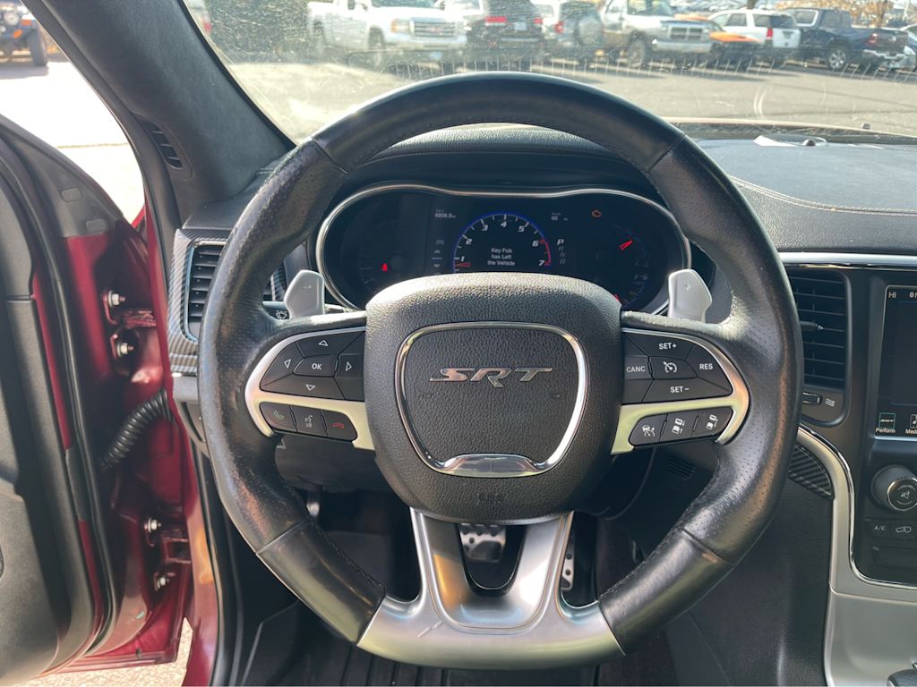 Thumbnail: 2016 Jeep Grand Cherokee - 11