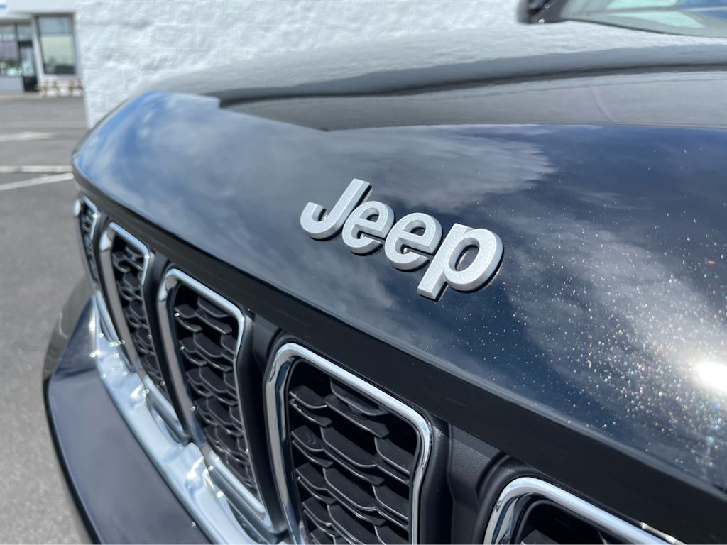 Thumbnail: 2025 Jeep Grand Cherokee - 5