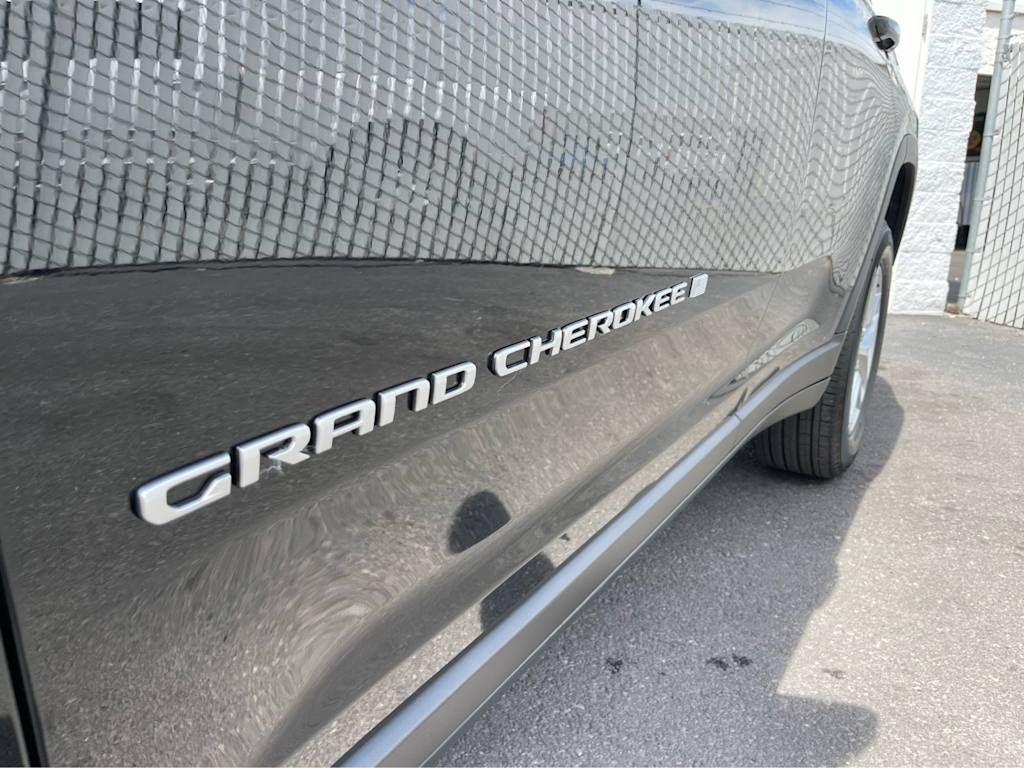 Thumbnail: 2025 Jeep Grand Cherokee - 20