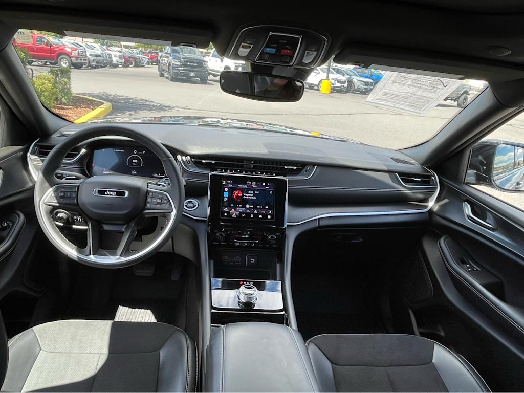 Thumbnail: 2023 Jeep Grand Cherokee - 9
