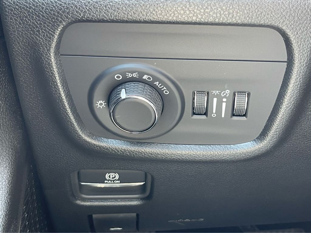 Thumbnail: 2025 Jeep Grand Cherokee - 23