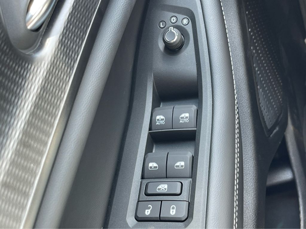 Thumbnail: 2025 Jeep Grand Cherokee - 24