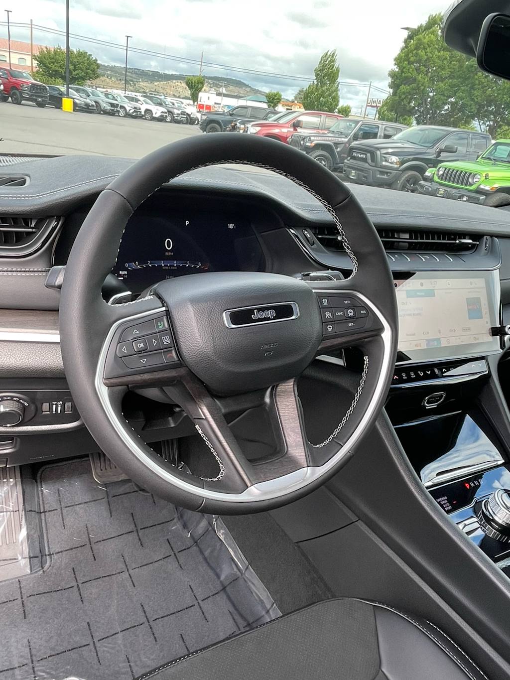 Thumbnail: 2026 Jeep Grand Cherokee - 2