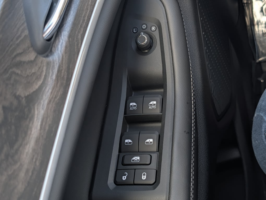 Thumbnail: 2026 Jeep Grand Cherokee - 25
