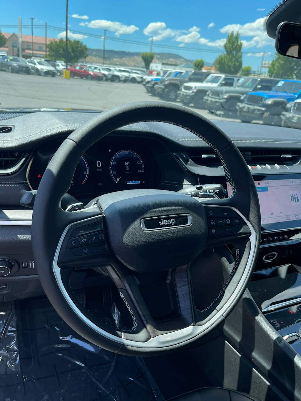 Thumbnail: 2026 Jeep Grand Cherokee - 11