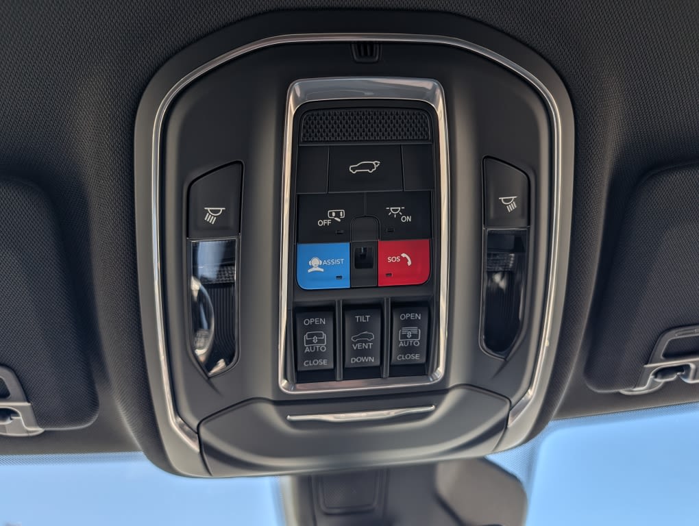 Thumbnail: 2026 Jeep Grand Cherokee - 25