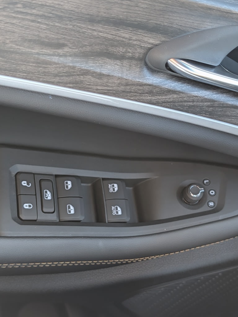 Thumbnail: 2026 Jeep Grand Cherokee - 26