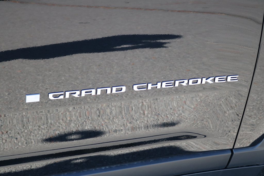 Thumbnail: 2026 Jeep Grand Cherokee L - 19