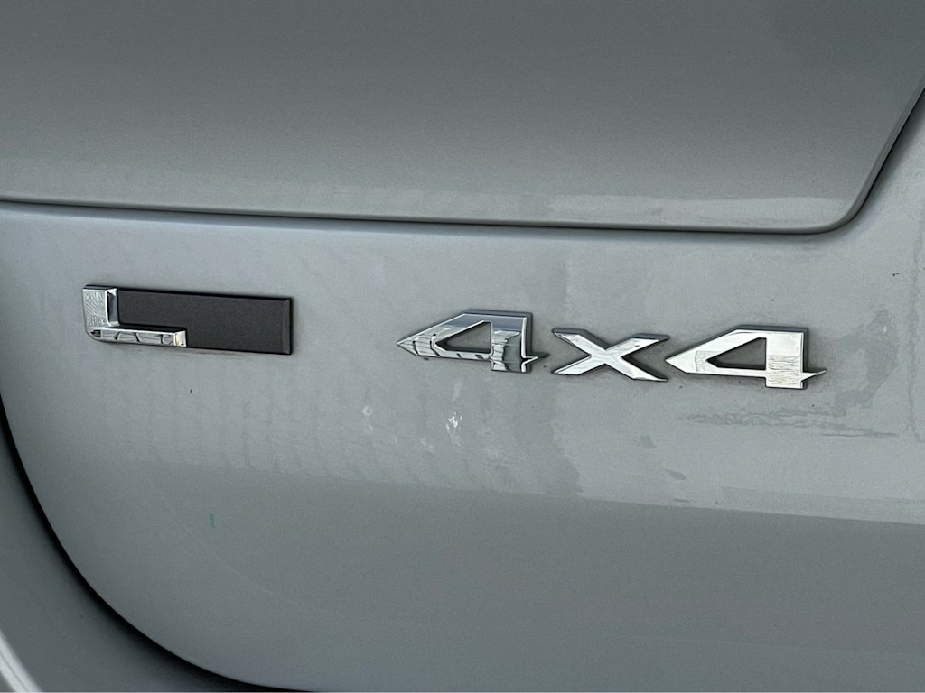 2022 Jeep Grand Cherokee L Laredo 18