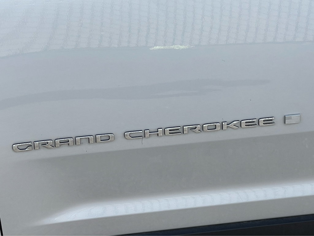 2022 Jeep Grand Cherokee L Laredo 7