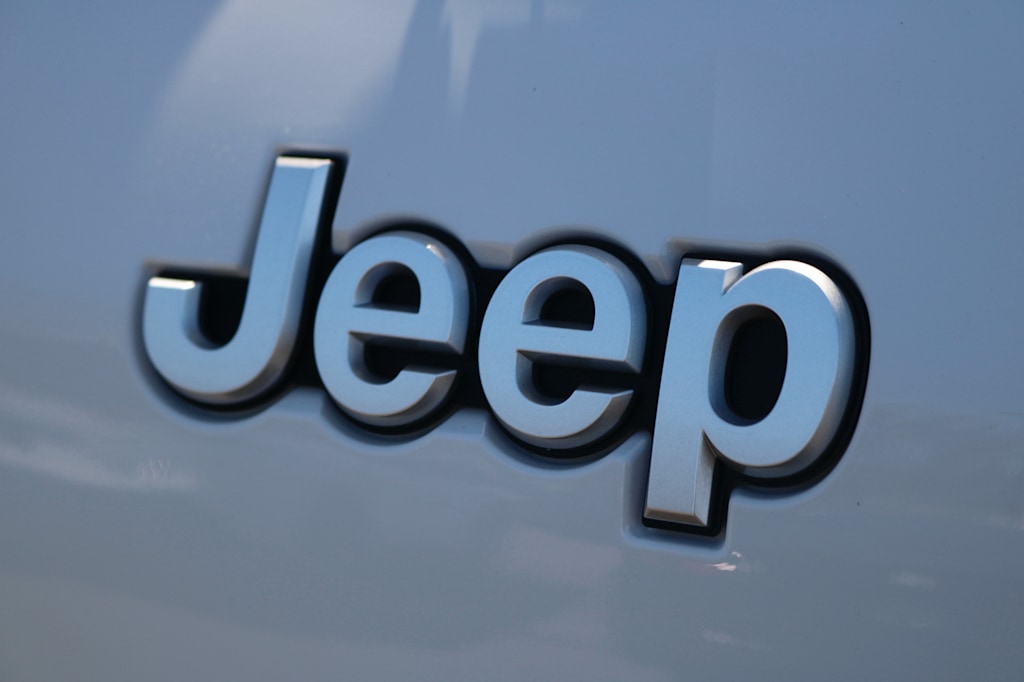 Thumbnail: 2026 Jeep Grand Cherokee L - 18