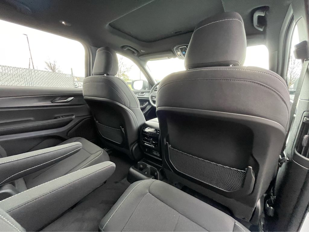 Thumbnail: 2025 Jeep Grand Cherokee L - 13